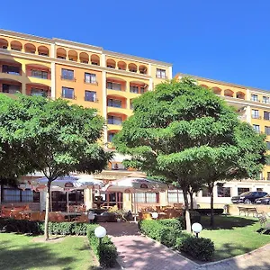 Apartahotel Paradise Park
